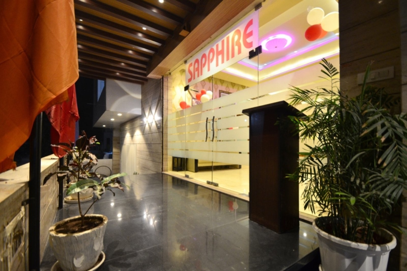 Hotel Sapphire World gallery 2